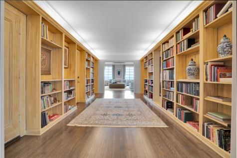 229 East Lake Shore Drive Chicago IL 60611