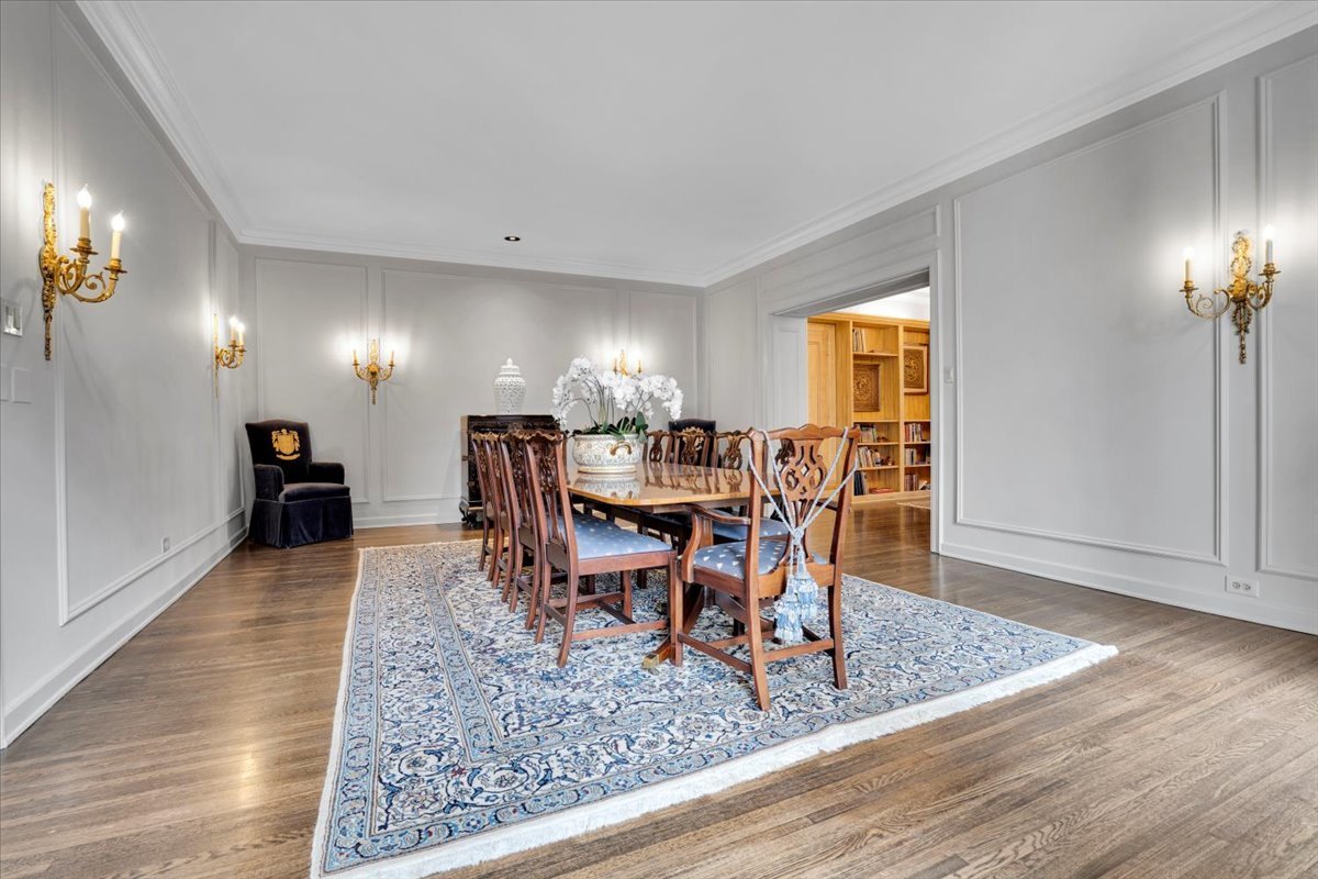 229 East Lake Shore Drive Chicago IL 60611