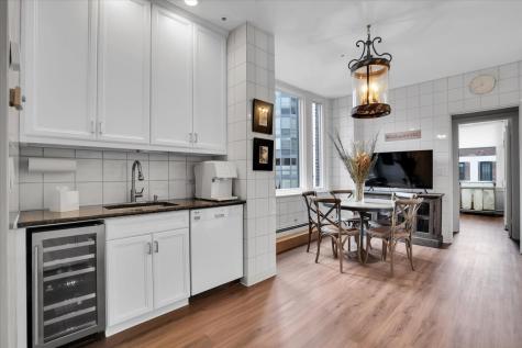 229 East Lake Shore Drive Chicago IL 60611