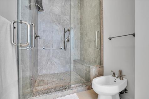 229 East Lake Shore Drive Chicago IL 60611