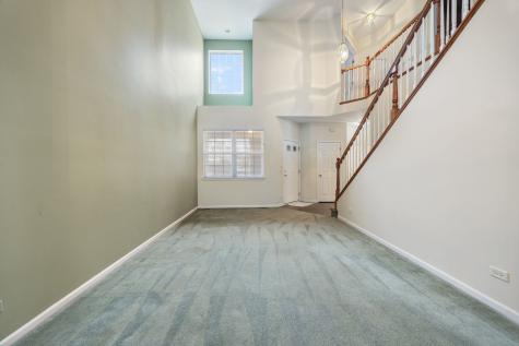 2556 Camberley Circle Westchester IL 60154
