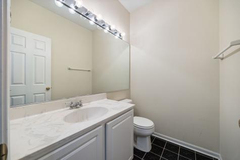 2556 Camberley Circle Westchester IL 60154