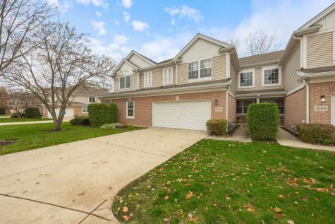 2556 Camberley Circle Westchester IL 60154