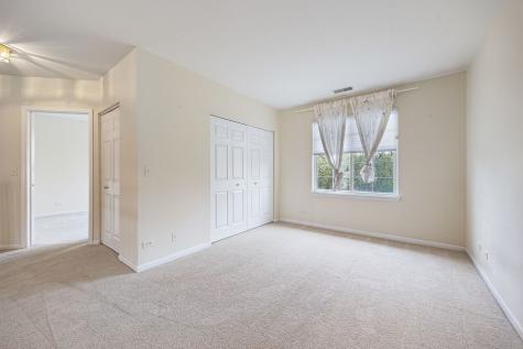2556 Camberley Circle Westchester IL 60154