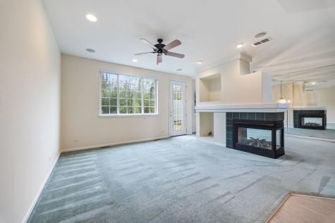 2556 Camberley Circle Westchester IL 60154