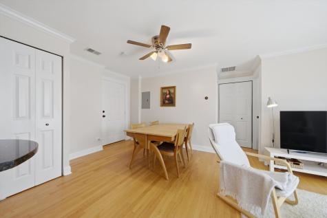 4144 North Sheridan Road Chicago IL 60613