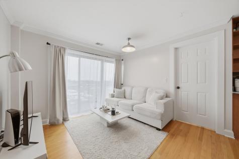 4144 North Sheridan Road Chicago IL 60613