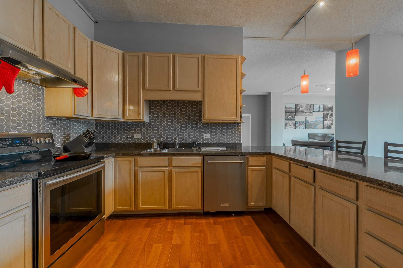 600 South Dearborn Street Chicago IL 60605
