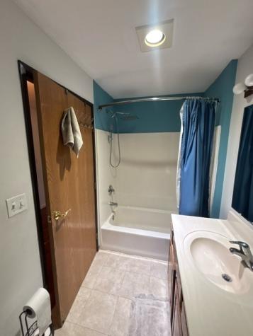 3370 West Brooke Avenue Waukegan IL 60087
