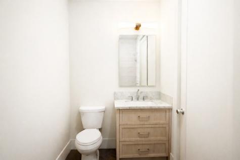 2821 North Orchard Street Chicago IL 60657