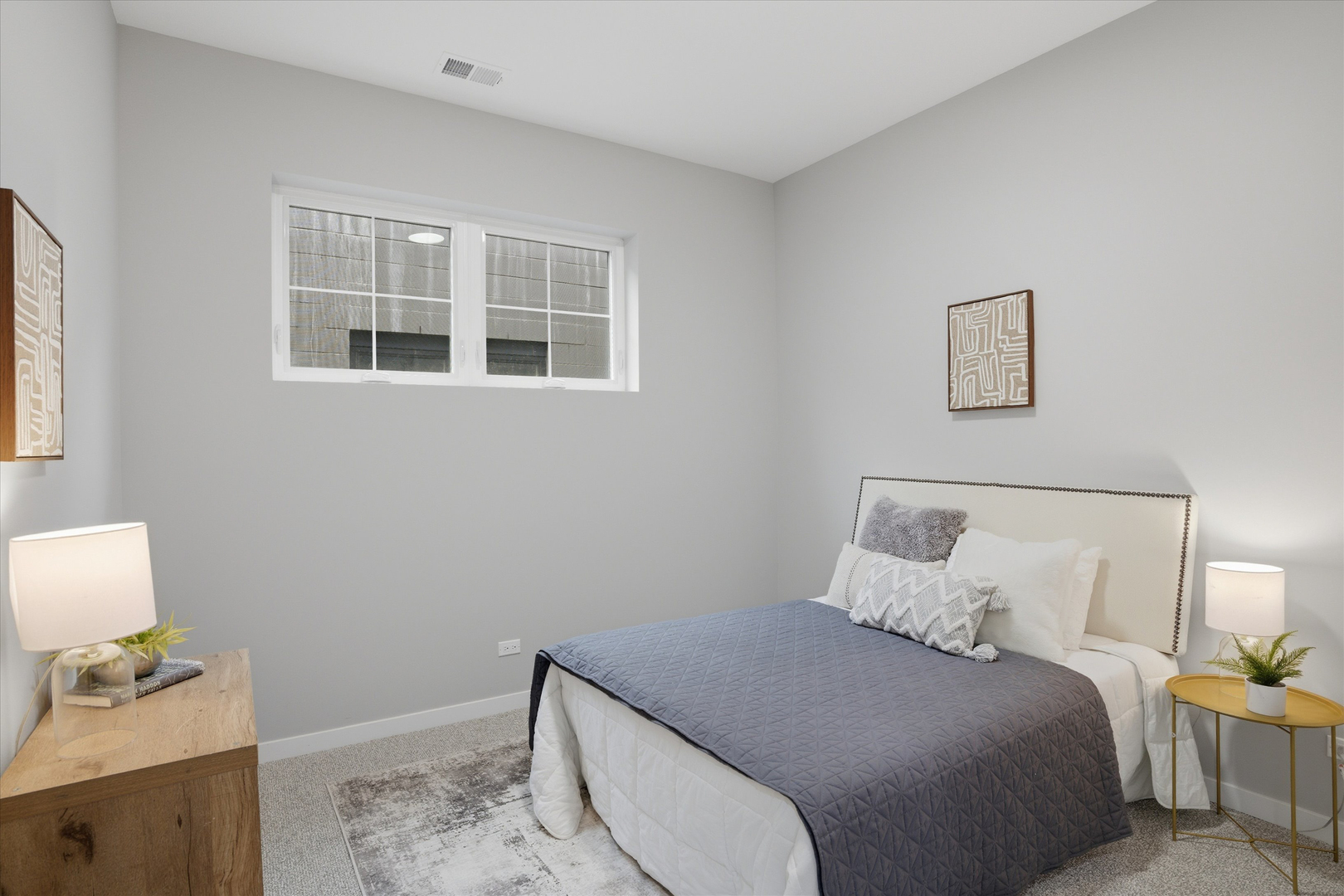 5830 North Lincoln Avenue Chicago IL 60659