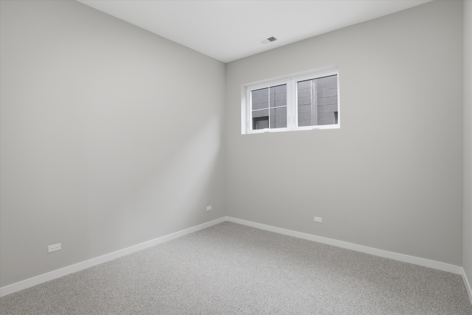 5830 North Lincoln Avenue Chicago IL 60659