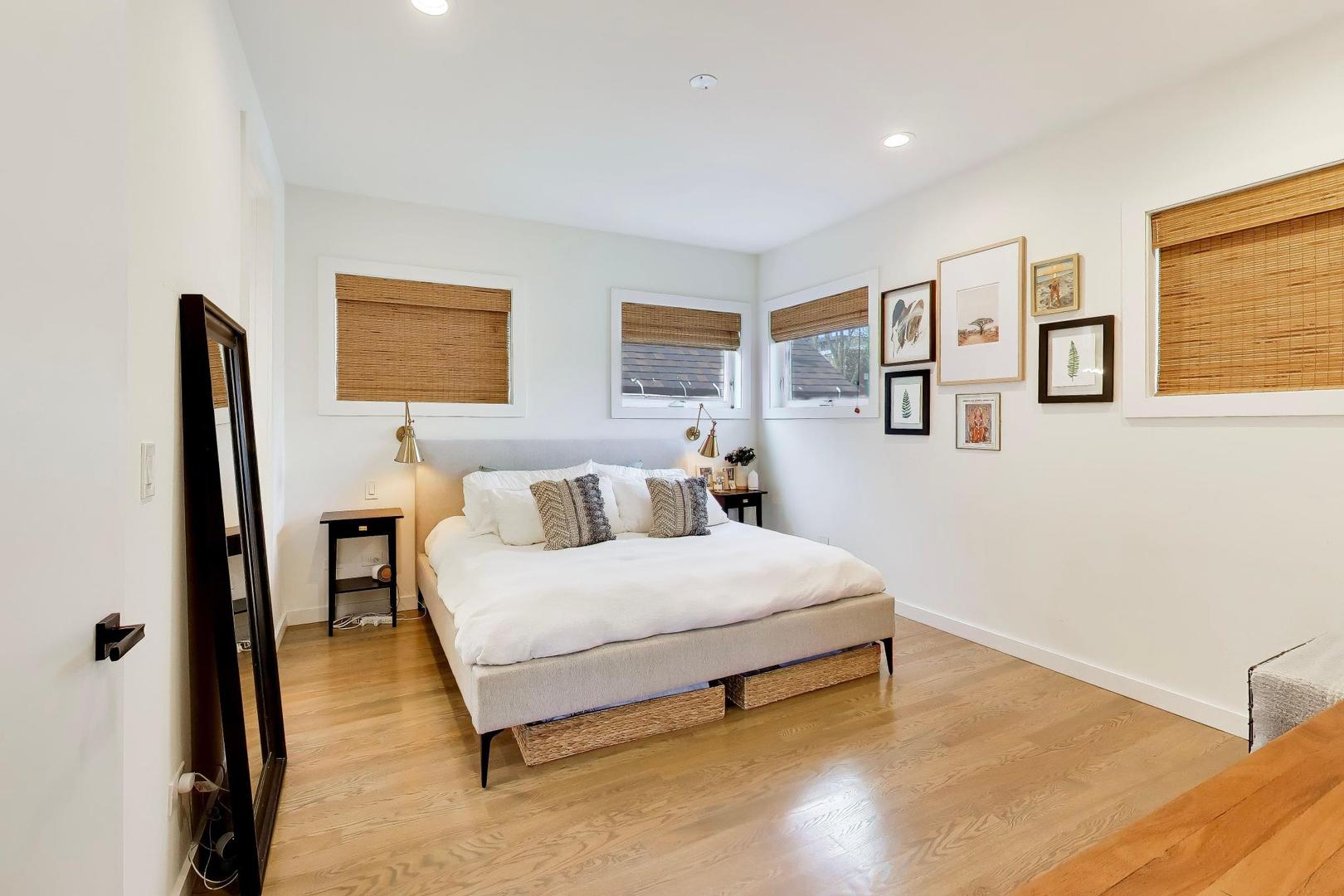 1534 North Honore Street Chicago IL 60622