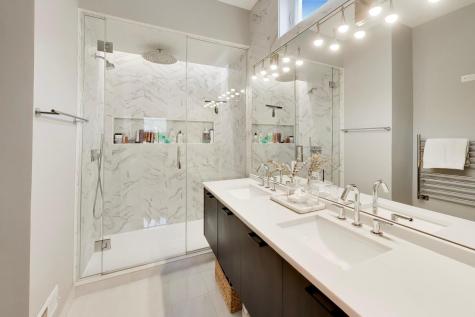 1534 North Honore Street Chicago IL 60622