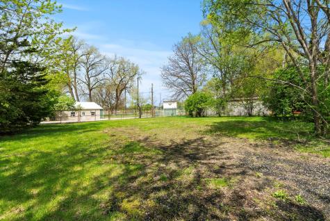 435 South State Street Manhattan IL 60442