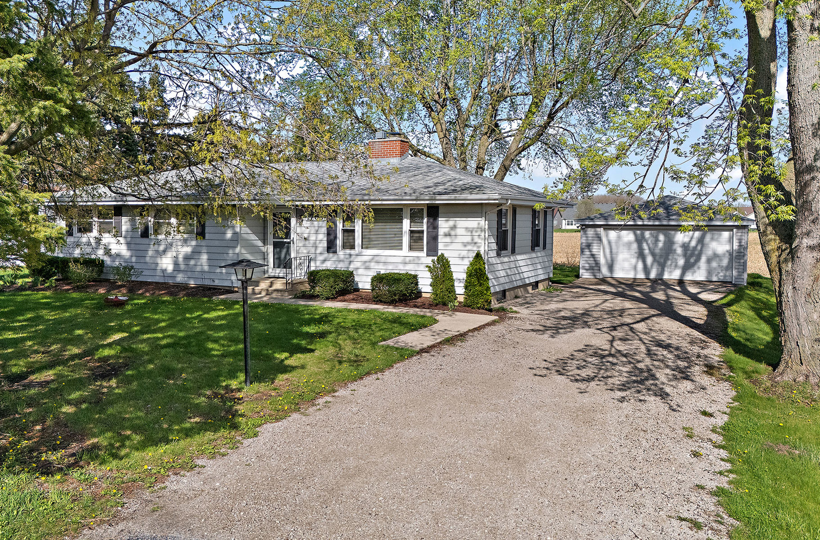 1758 South Briggs Street Lockport IL 60441