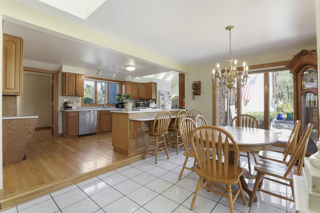 2N584 South Ardmore Avenue Villa Park IL 60181