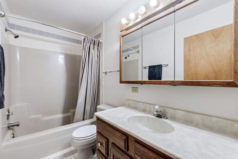 29650 North Garland Road Wauconda IL 60084