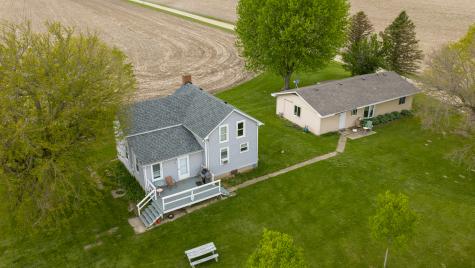 1010 N 2000 East Street Tiskilwa IL 61368