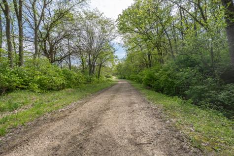 1010 N 2000 East Street Tiskilwa IL 61368