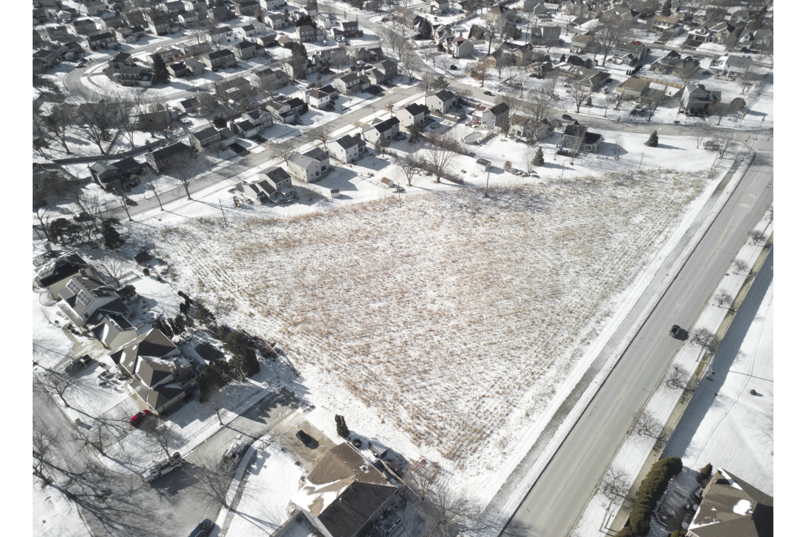 24W737 Central Avenue Roselle IL 60172