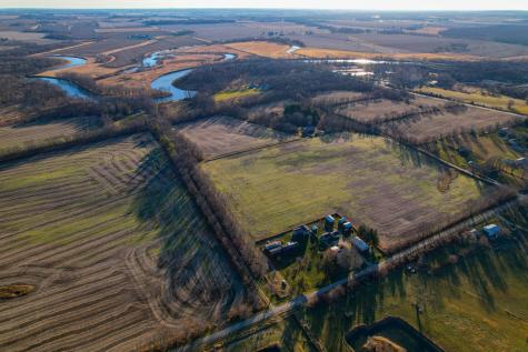 00 (30 AC) Moody Road Rockton IL 61072