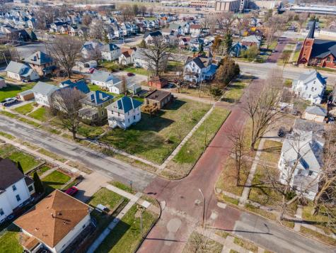 4429 8TH Avenue Rock Island IL 61201