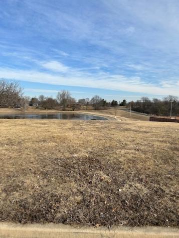 19977 Jared Drive Bloomington IL 61705