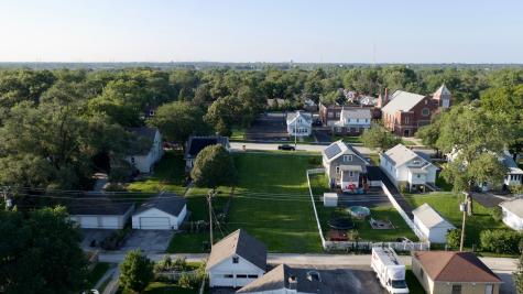 2715 Indiana Avenue Lansing IL 60438