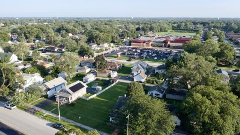 2715 Indiana Avenue Lansing IL 60438