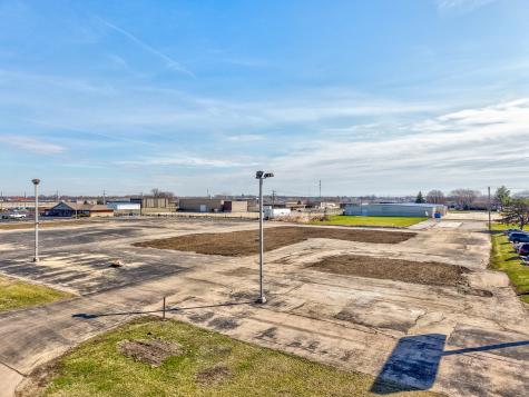 3705 Frontage Road Peru IL 61354