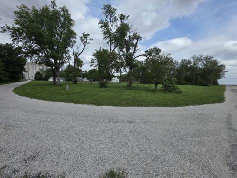 31263 2ND Street Chenoa IL 61726