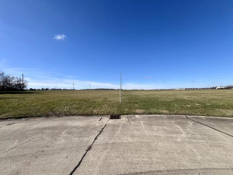 23 Cambridge Mattoon IL 61938