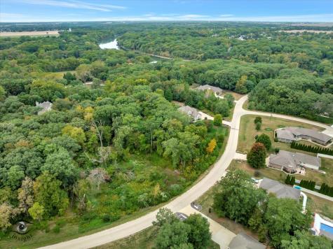 1785 Indian Trail Kankakee IL 60901