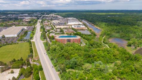25043 North Il Route 21 Vernon Hills IL 60061