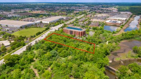 25043 North Il Route 21 Vernon Hills IL 60061