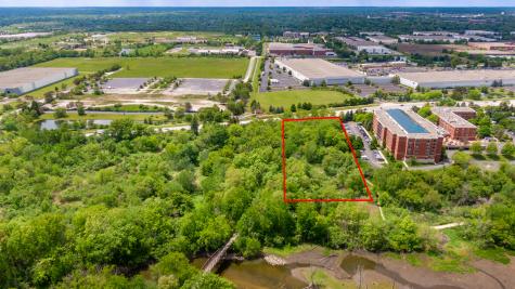 25043 North Il Route 21 Vernon Hills IL 60061