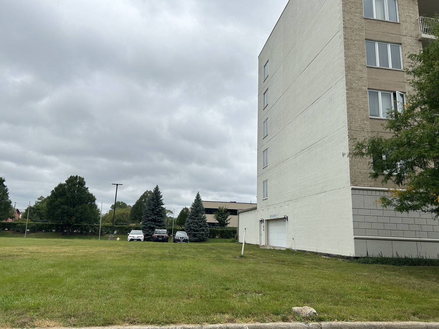 2030 Saint Regis Drive Lombard IL 60148