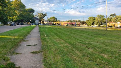 1213 Grand Avenue Waukegan IL 60085