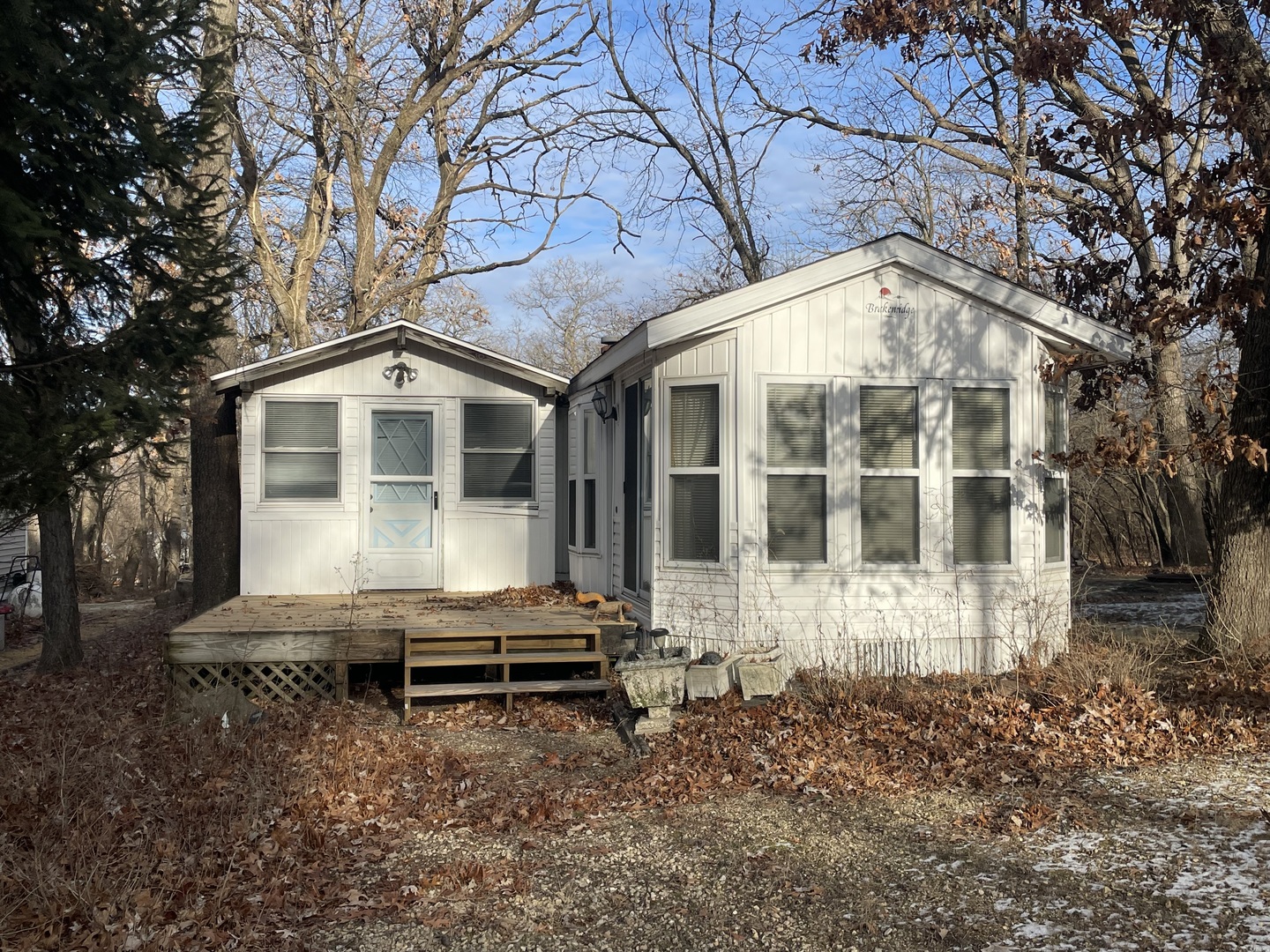 26-204 Woodhaven Lakes Sublette IL 61367