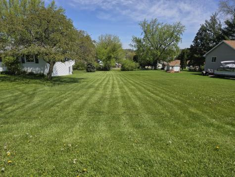 104 Newport Road Davis IL 61019