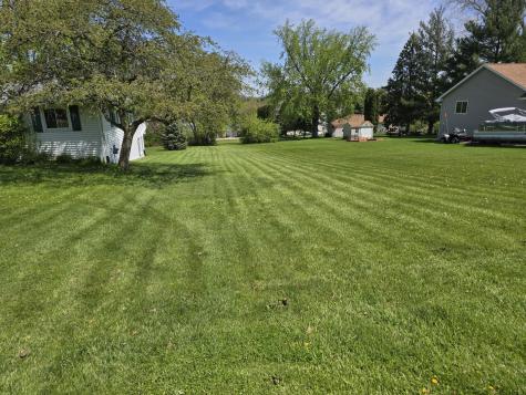 104 Newport Road Davis IL 61019