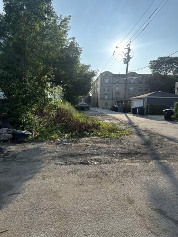 6715 South Claremont Avenue Chicago IL 60636