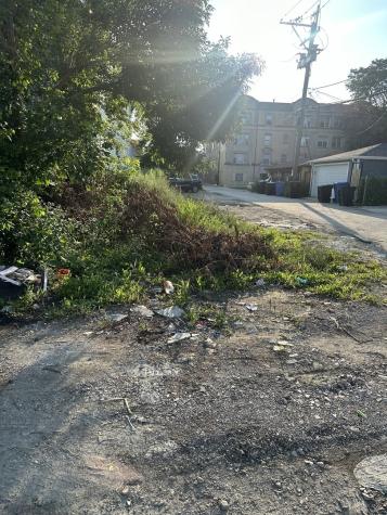 6715 South Claremont Avenue Chicago IL 60636