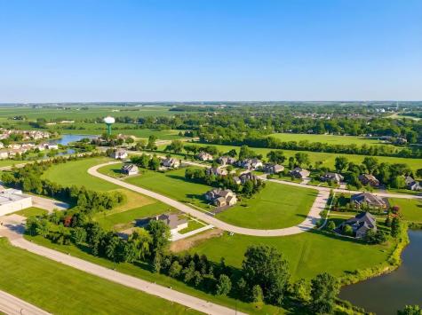224 Whittemore Drive Sycamore IL 60178