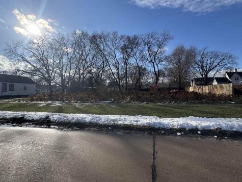 422 8TH Street Rock Island IL 61201