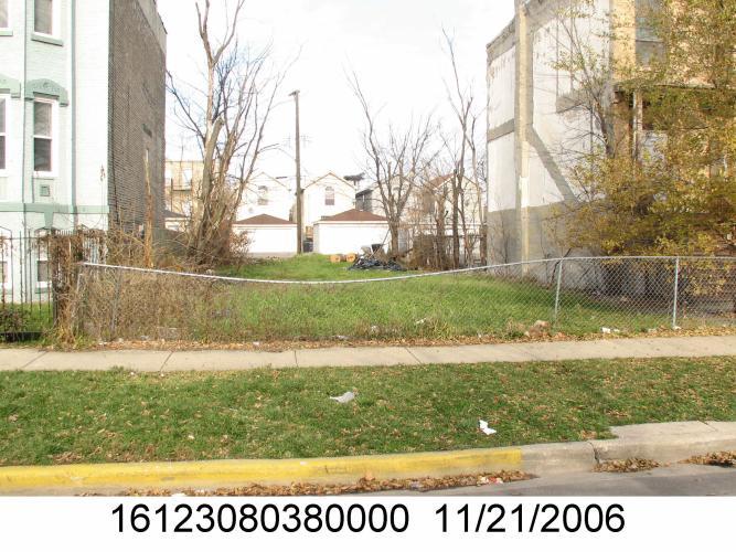 3126 West Walnut Street Chicago IL 60612