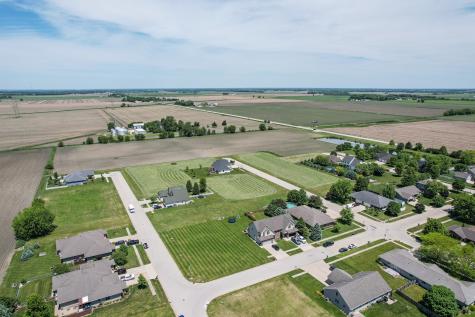 900/902 Center Street Mazon IL 60444