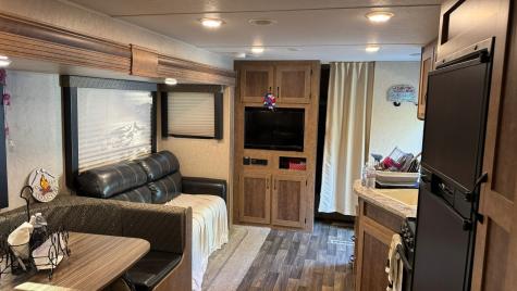 21-229 Woodhaven Lakes Sublette IL 61367