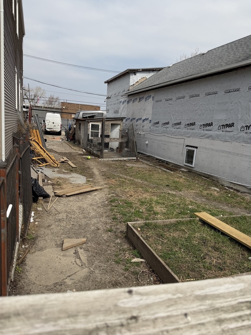 4138 West Maypole Avenue Chicago IL 60624